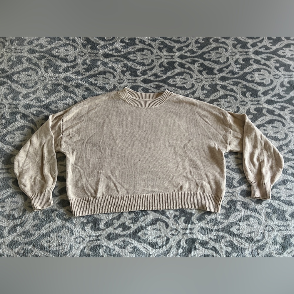 Hollister Easy Crew Sweater